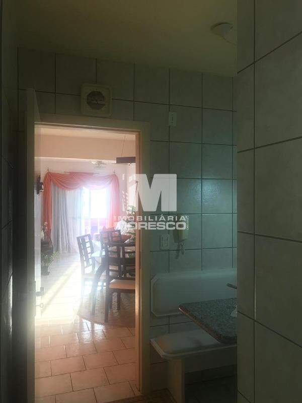 Apartamento à venda no bairro Centro: 